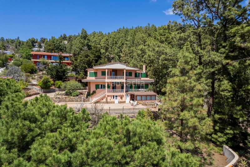 Foto 9b066f68-1618-4f4b-9e4c-abc6d3a837d8. Casa a Vilaflor