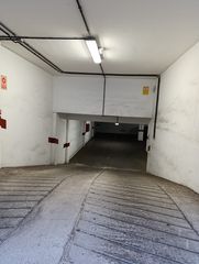 Alquiler Parking coche en Calle las folías 3b. Alquiler plaza de garaje en  el centro de santa úrsula