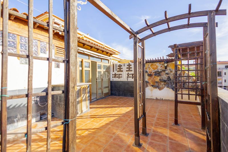 Foto 1bd3be42-7b88-4c9b-9426-5d0a552061e9. Àtic amb aparcament a Cabo Blanco Arona