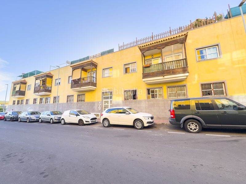 Foto f1ffd588-aea7-4da0-a0c2-4627a8e4c26e. Àtic amb aparcament a Cabo Blanco Arona