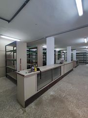 Miete Geschäftsraum in Avenida mayorazgo de franchi 6. Amplio local en alquiler en el mayorazgo
