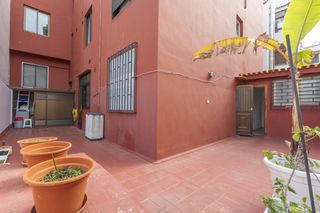 Piso en Av. familia de betancourt y molina, 15. Tu oasis privado piso con gran terraza en pleno puerto de la cru