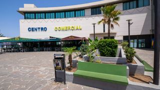 Local Comercial a Rbla. de los menceyes, 26 26. Local con rentabilidad del 9,27