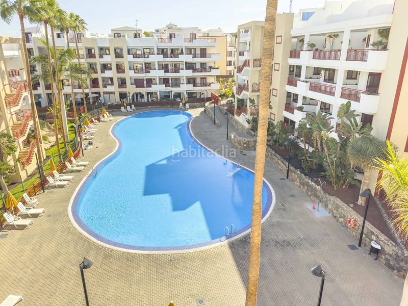 Foto 09062030-0106-42ff-b66b-e937be288705. Dúplex a avenida el palm-mar edificio los balandros 33 a Arona