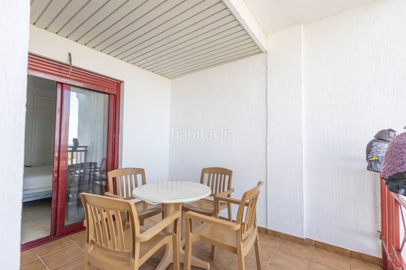 Foto a383f7eb-3d05-420f-b401-0591363ae86f. Dúplex a avenida el palm-mar edificio los balandros 33 a Arona