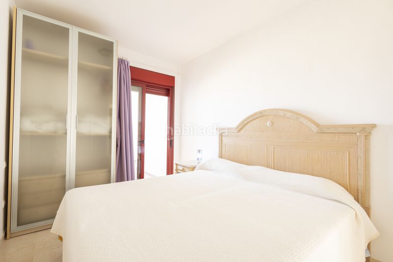 Foto fcecbba9-491e-4e66-b899-2b93fb37c923. Dúplex a avenida el palm-mar edificio los balandros 33 a Arona