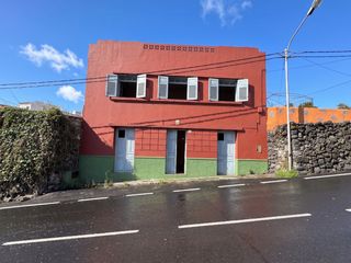 House in Carr. el amparo 179. Casa a reformar con muchas posibilidades y azotea