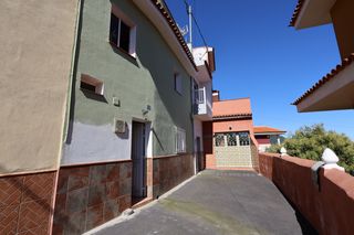 Haus  Cam. la pin¯era, 68 68. Fantástica casa en la cruz santa