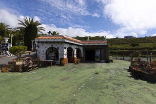 Masia a Calle la conda 67. Terreno rústico con edificación