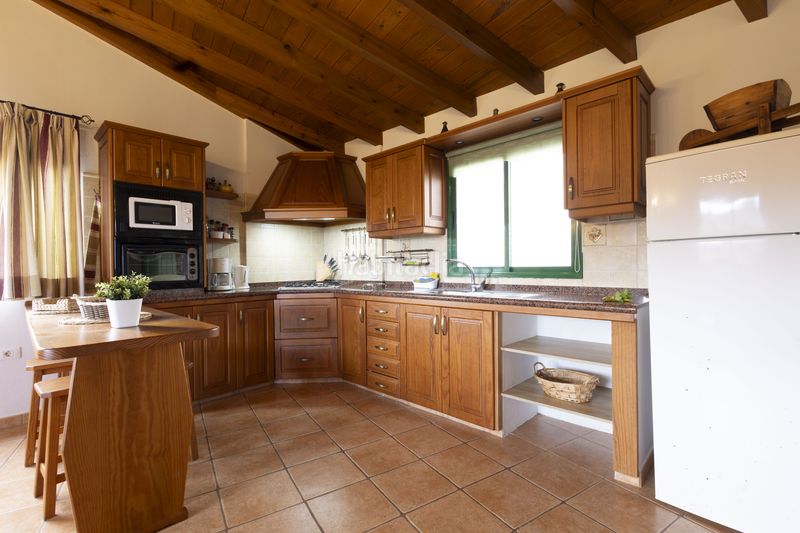 Foto c54a9e40-a63f-4e87-8406-b7844b483eb1. Casa  familiar con apartamento vacacional, huerto de 800 m y vistas al mar y al teide los moriscos en Icod de los Vinos