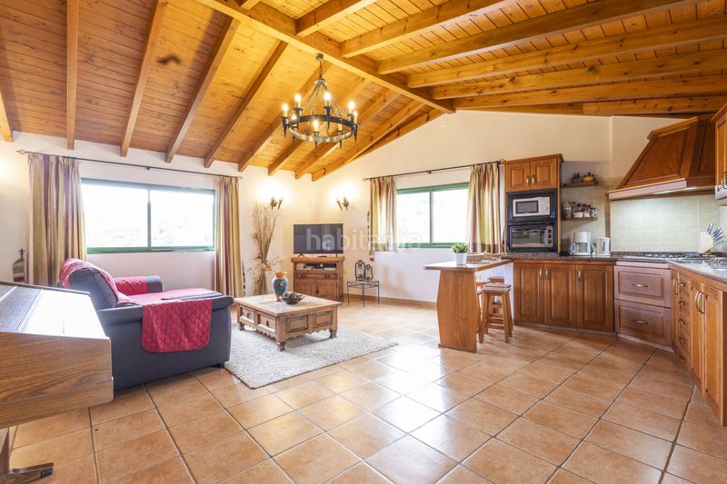 Foto ca9b702c-97b0-403c-a541-558b92f67e4d. Casa  familiar con apartamento vacacional, huerto de 800 m y vistas al mar y al teide los moriscos en Icod de los Vinos