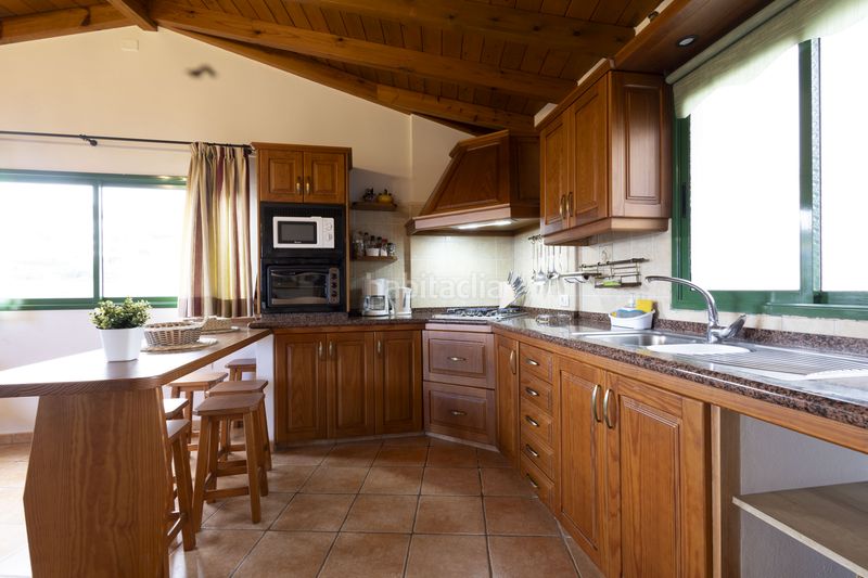 Foto d07789b4-336e-4c2f-b162-a7d5d1323180. Casa  familiar con apartamento vacacional, huerto de 800 m y vistas al mar y al teide los moriscos en Icod de los Vinos