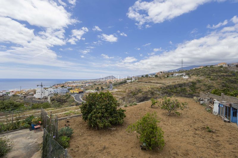 Foto b4b20143-0000-4ffc-8ed0-a7d511634317. Terreno residencial en cam. de la punta 5 parcela urbana en Araya, , para construir tu vivienda unifamiliar o pareada con vistas al mar en Candelaria