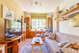 Etagenwohnung in C. puerto franco 26. Piso vpo en los realejos, 3 dormitorios, 2 baños y excelente ubi