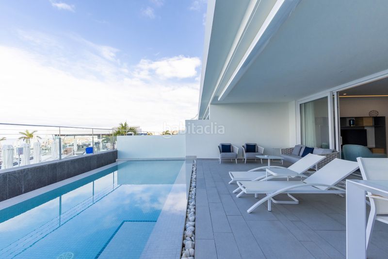 Foto 2116f7ab-feb9-4291-988d-1bd063d4557c. Pis amb aparcament piscina a La Caleta Adeje