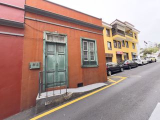 Casa a C. pérez zamora, 35. Casa canaria con patio en el centro histórico de puerto de la cr