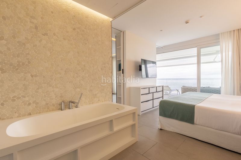 Foto 7de233f8-5a17-4a8f-8b43-d162cebe4567. Apartament amb aparcament piscina a La Caleta Adeje