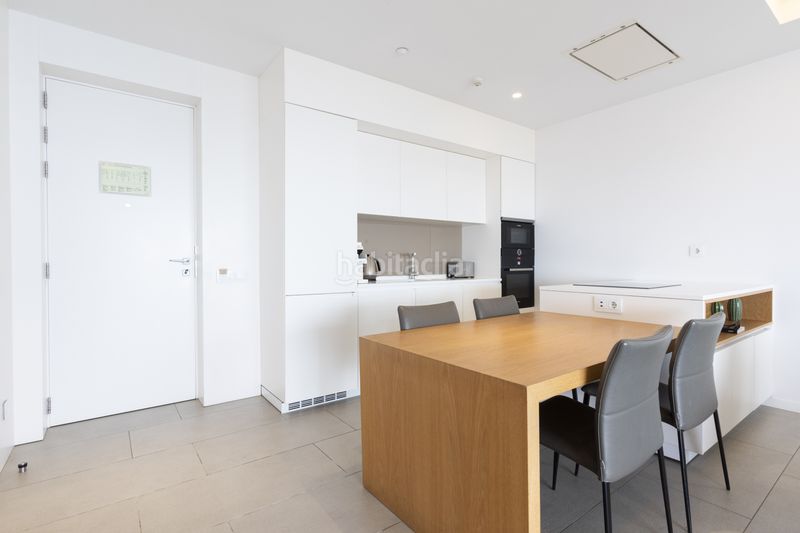 Foto a2c4d4a4-a3aa-4778-992f-bd7a537276c8. Apartament amb aparcament piscina a La Caleta Adeje