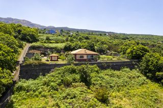 Chalet à Camino el gallo. Finca con vista al océano