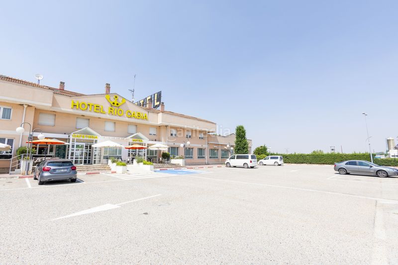 Foto 7336f9f7-3f7d-4e41-acc7-796f9d824fd4. Edificio en autovía de castilla oportunidad de inversión , hotel en venta en burgos en Cabia