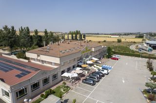 Building in Autovía de castilla, 17. Oportunidad de inversión , hotel en venta en burgos