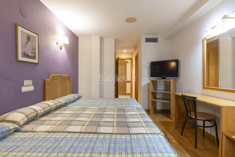 Foto a5ae7bd3-8540-4f10-9f63-29b566546e79. Edificio en autovía de castilla oportunidad de inversión , hotel en venta en burgos en Cabia