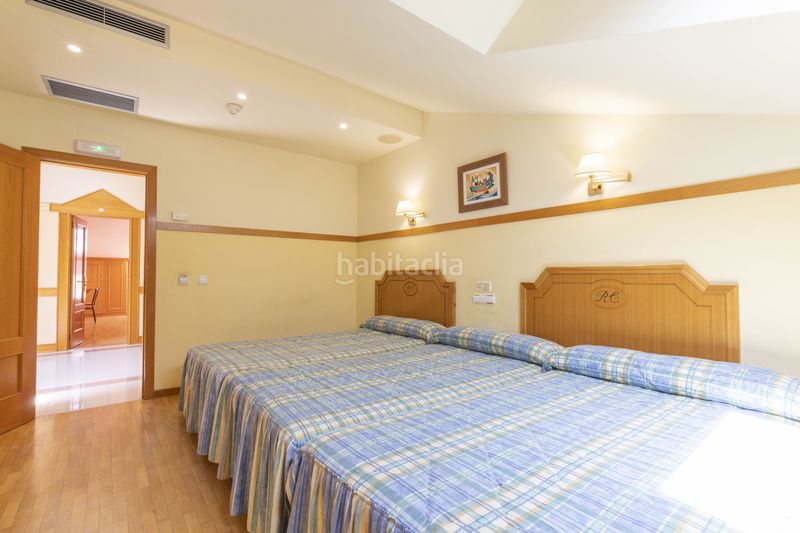 Foto a89411dd-be6b-4a44-ad36-deb87b944822. Edificio en autovía de castilla oportunidad de inversión , hotel en venta en burgos en Cabia