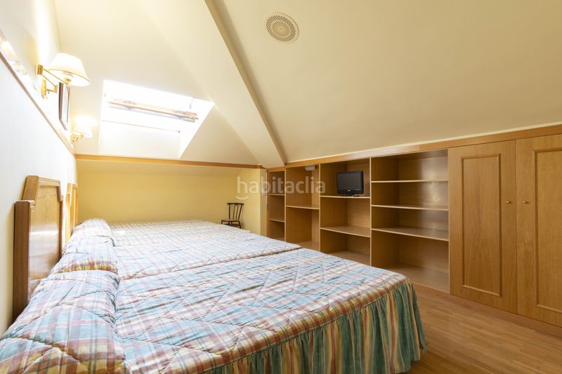 Foto d8ecbf10-3829-420f-a696-56ba5239b864. Edificio en autovía de castilla oportunidad de inversión , hotel en venta en burgos en Cabia