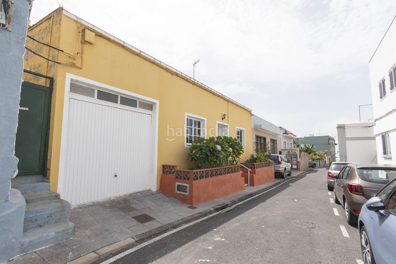 Foto 0c297915-1cdd-4ac0-8bc1-7c8d1db88fcf. Casa amb aparcament a Guancha (La)