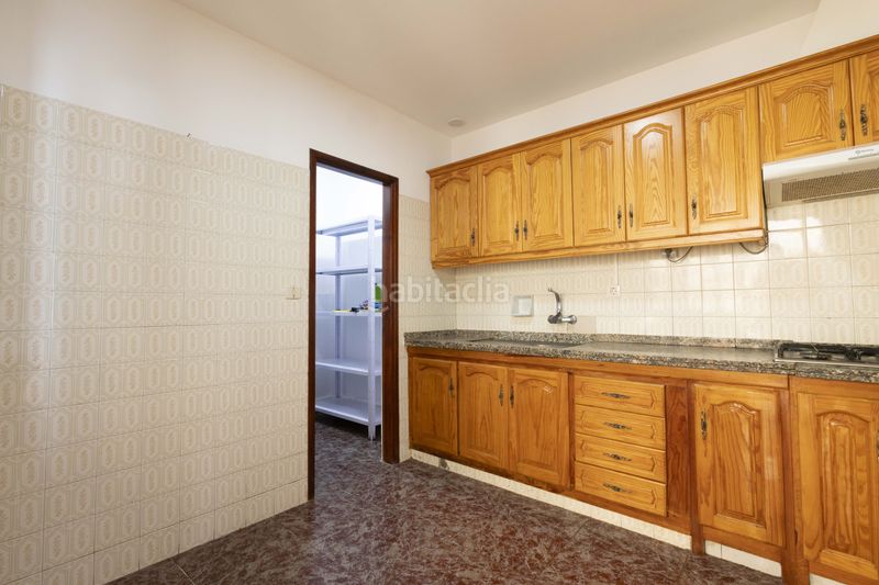 Foto fa0ca198-84bf-4075-9fbd-670ab38d9bd7. Casa amb aparcament a Guancha (La)