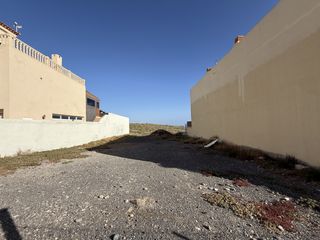 Terreny residencial a Tijoco Bajo. Suelo urbano consolidado de 271m2 en tijoco bajo adeje