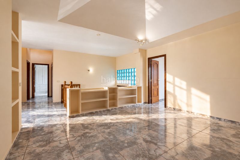 Foto d5685b15-1b28-4613-9566-34025651ef59. Chalet en c. tosca la iglesia chalet independiente con parcela, vistas al mar y montaña. en Santa Úrsula