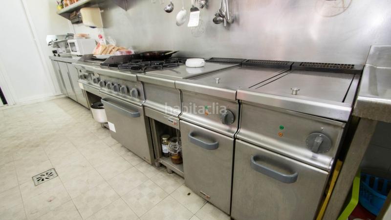 Foto 1e2c6d1f-71f4-4994-a563-cb53405b8ed4. Local comercial a calle trujilla la 1 a Cabo Blanco Arona