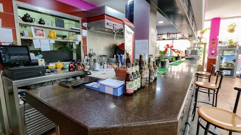 Foto 416448c6-14fb-4145-aa8b-9dce832bf337. Local comercial a calle trujilla la 1 a Cabo Blanco Arona