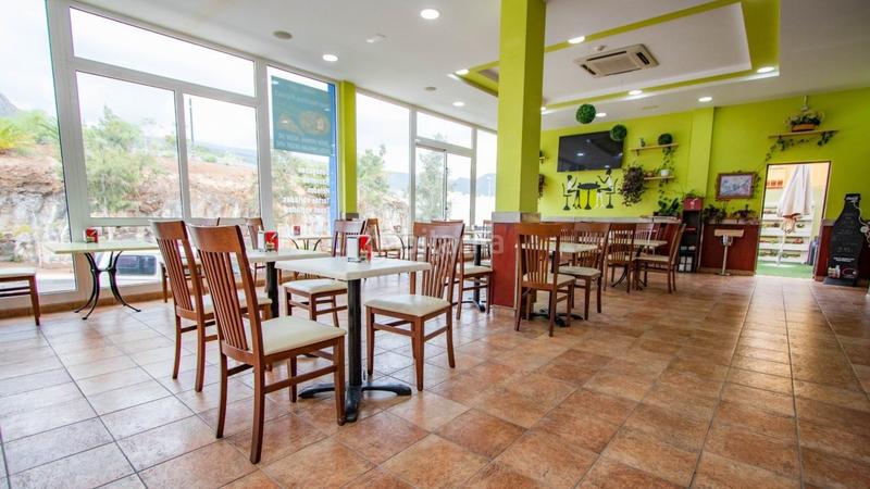 Foto 5549aecf-dccf-47d2-aff8-fa98d4567bb6. Local comercial a calle trujilla la 1 a Cabo Blanco Arona