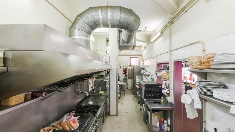 Foto 5f01a13c-d38b-4b2b-80a4-f747c2788a01. Local comercial a calle trujilla la 1 a Cabo Blanco Arona