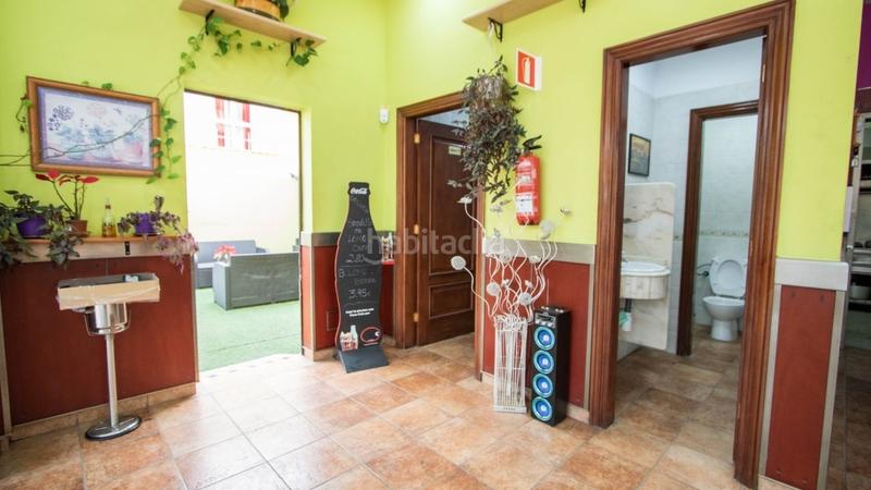 Foto adcc3eec-d7c4-481c-a71c-30b80ddd54b9. Local comercial a calle trujilla la 1 a Cabo Blanco Arona