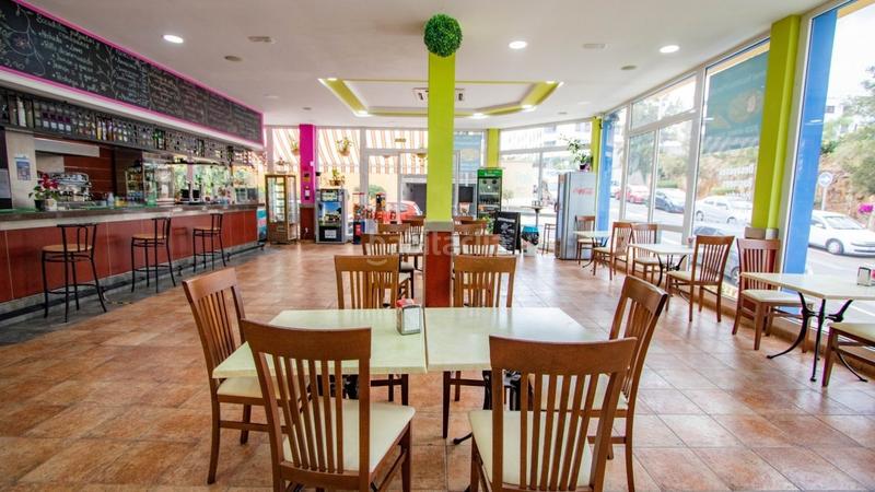 Foto c3115ed2-2971-42b1-8dcf-7db08c80c4d9. Local comercial a calle trujilla la 1 a Cabo Blanco Arona