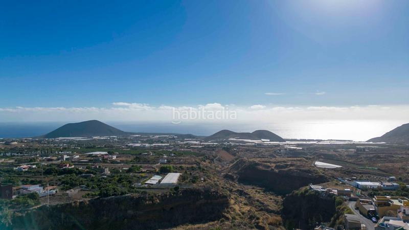 Foto 284c9ab5-43f1-44a5-9b52-1039af0a15f9. Terreno residencial en calle calle de la libertad terreno urbano en gimar en Güímar