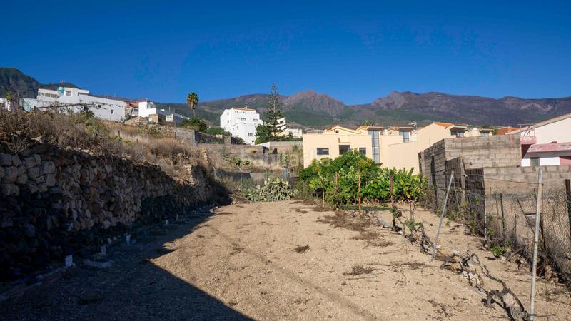 Foto 2c7d0bc7-b188-4a04-9ac8-4cc920115ee4. Terreno residencial en calle calle de la libertad terreno urbano en gimar en Güímar