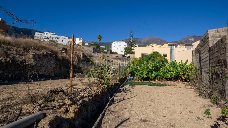 Foto c95971d9-2bcd-413c-bb0a-71c3ef6b57df. Terreno residencial en calle calle de la libertad terreno urbano en gimar en Güímar