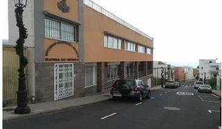 Parking voiture à Calle sabandeños 3. Garaje en venta en arafo