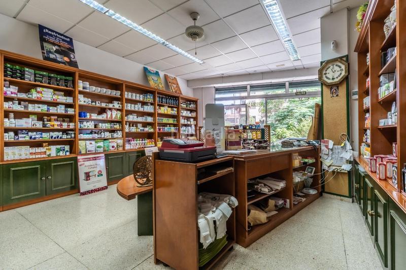 Foto 8b8b8e9c-4c45-4392-a5a9-6f284edc8f7e. Location local commercial dans calle tome cano 2 dans Santa Cruz de Tenerife