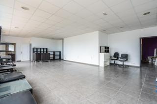 Local Comercial a Trujilla la 9. Luminoso local de 113 m2 en cabo blanco