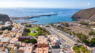 Maison jumelée  Calle medio. Hermosa casa canaria en casco histórico de san sebastián de la g