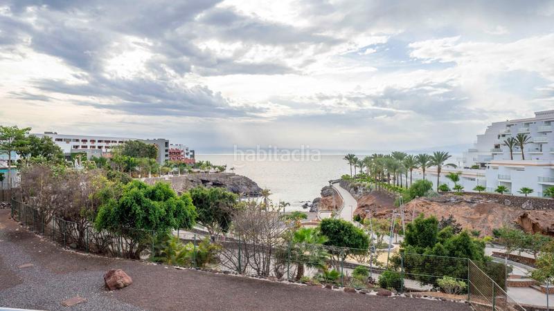 Foto 8e9ebb72-14c1-4e08-8259-6c6546ebc948. Apartamento  con vistas al mar en playa paraíso en Adeje