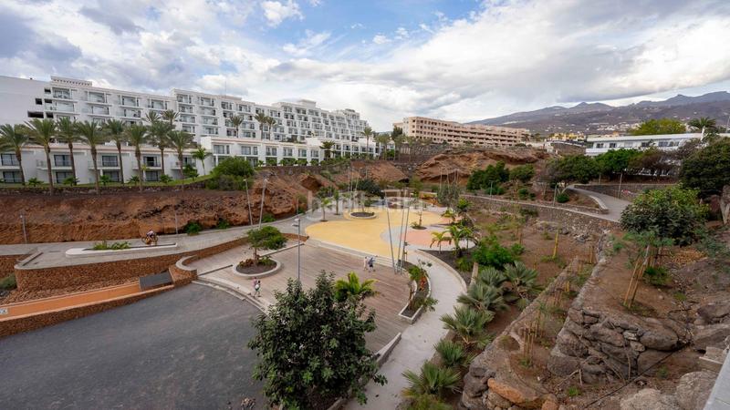 Foto f80f4414-eb28-439f-a7cc-28c1257a8757. Apartamento  con vistas al mar en playa paraíso en Adeje
