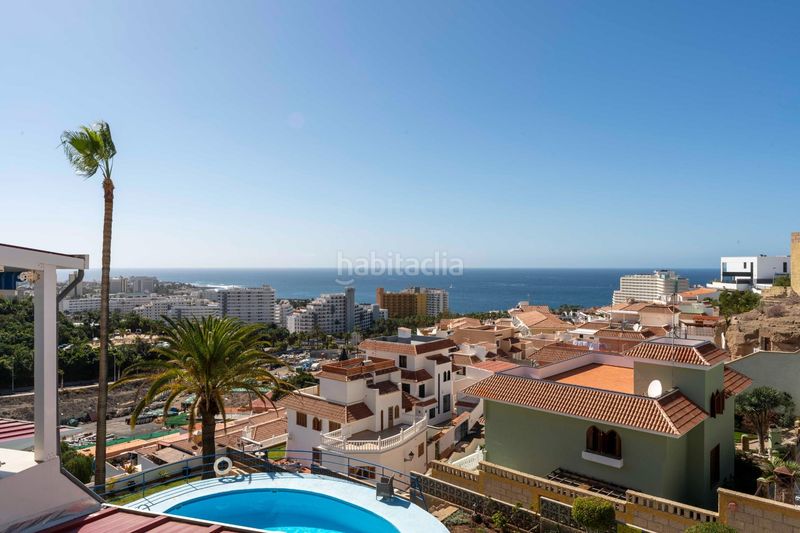 Foto 2475ec52-f0ce-46ff-9ac4-869eada37586. Apartament amb aparcament piscina a San Eugenio Alto Adeje