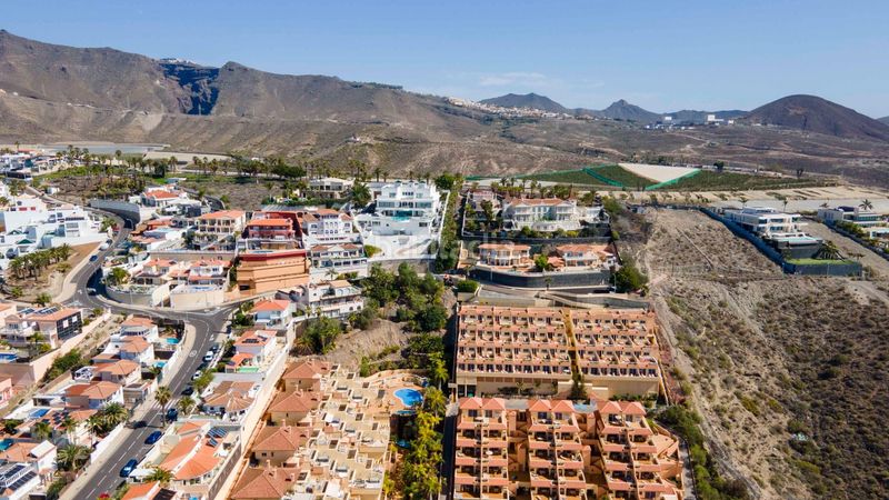 Foto a966b9fb-a613-4837-94bc-40632a127b57. Apartament amb aparcament piscina a San Eugenio Alto Adeje