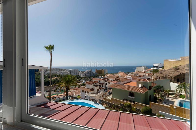 Foto d9da5d81-2240-4bdb-94ce-1d2925dccc98. Apartament amb aparcament piscina a San Eugenio Alto Adeje